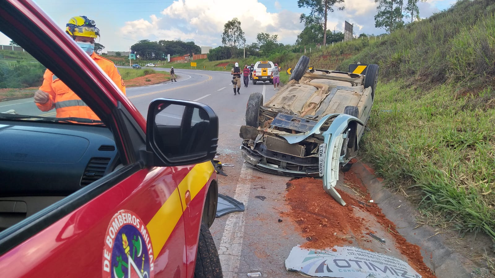 Carro Placas De Barroso Sofre Acidente Na Br Barrosoemdia