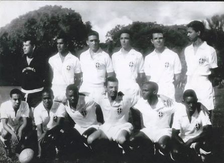 Clube Atlético Montanhês vai aos poucos deixando só mesmo as saudades Em : Tote-Walter- Carlos Rabelo-Erivaldo-Moacir Delgado- Grilo-Agachados: Leley-Nerci-Leonidas-Cazuza-Nelsinho Jararaca-Severino