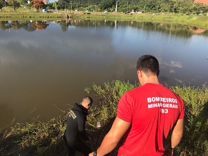 ad20d939-8ab8-4b0e-a0c0-3997f7c3b00d