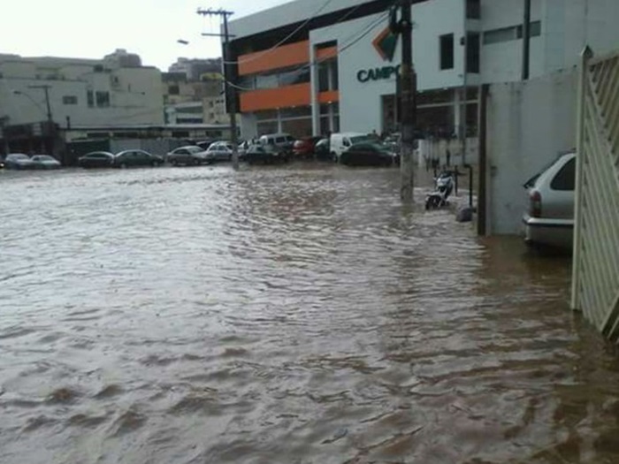 alagamento_no_bairro_pontilhao_em_barbacena