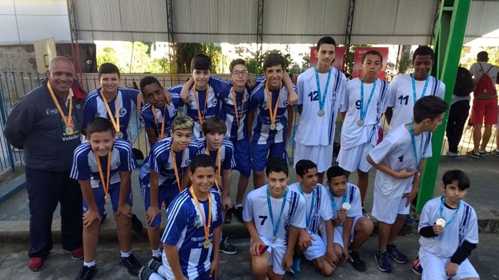Time de Voleibol Masculino do GuImarães é ouro no JEMG Foto: kleber Oliveira
