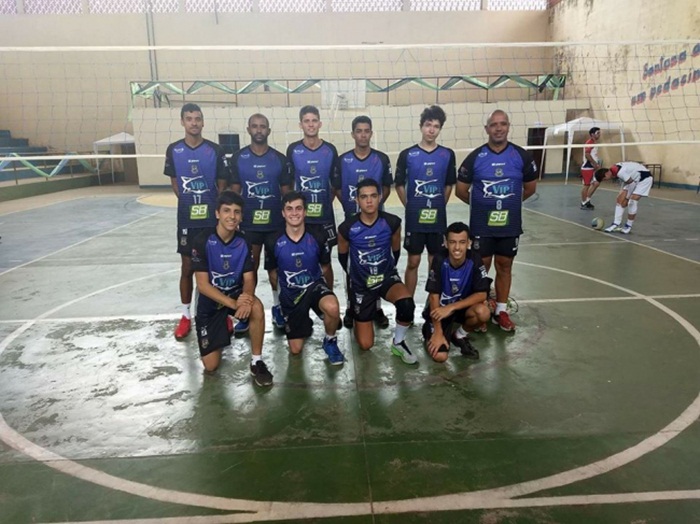 Volei_santana_do_garambeu_adulto