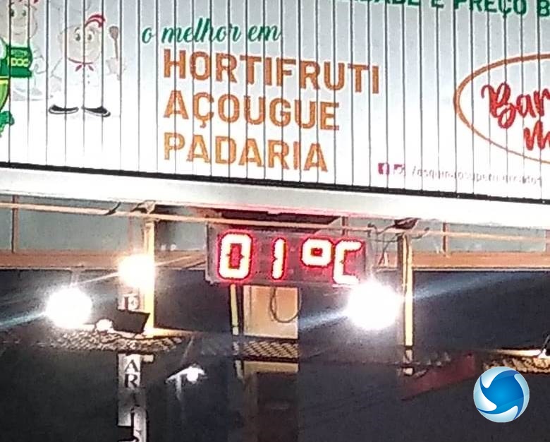 Barrosenses fazem registro da noite mais fria do ano. Veja fotos e vídeos! barrosoemdia